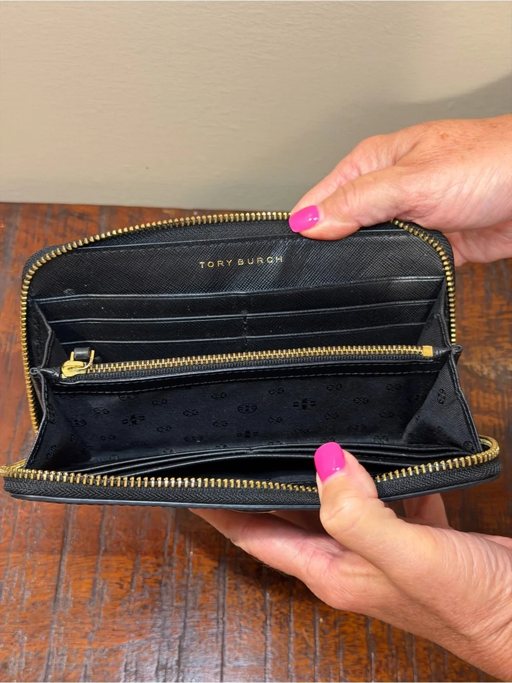 Tory Burch Black Zip Wallet